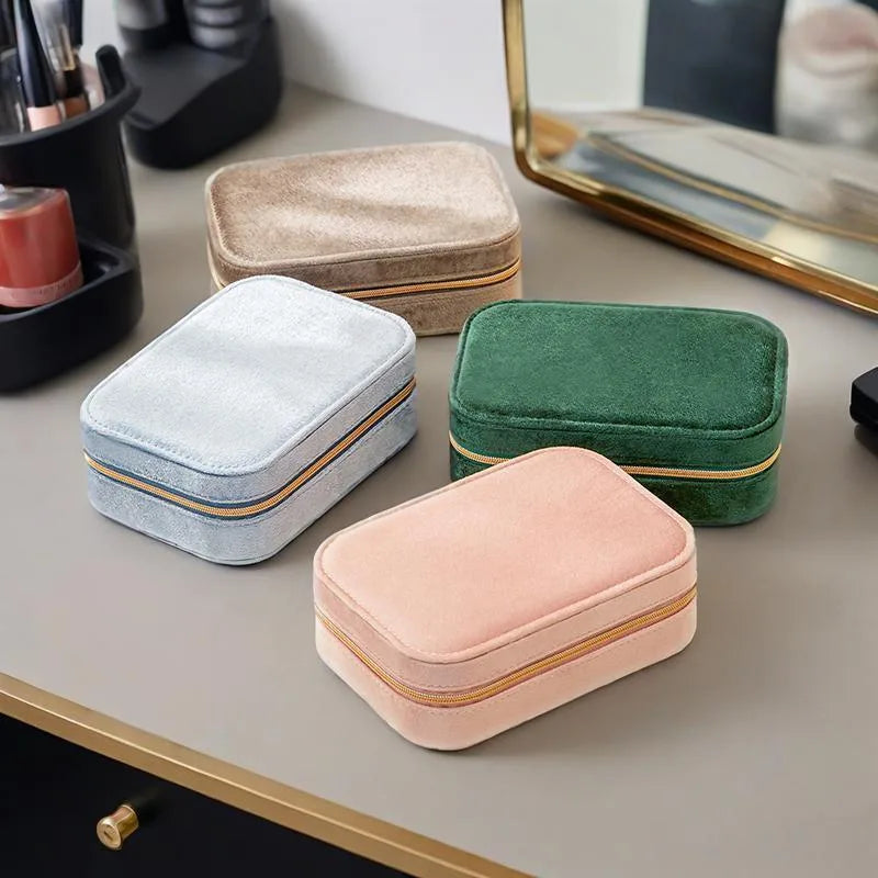 The Blush Edit – Set de regalo de joyería seleccionada